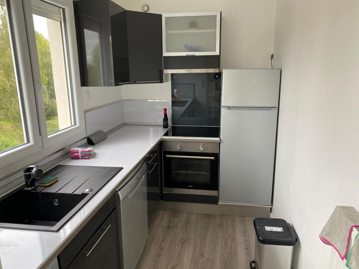 Appartement Parc De Fresnoy Roye  Esterno foto